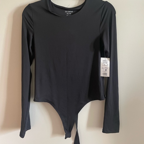 Black High-Neck Bodysuit - Picture 1 of 4